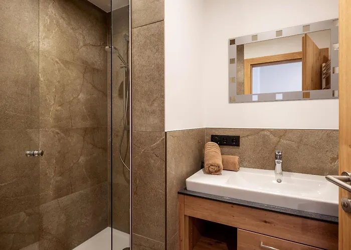 Haus Boarbauer مزرعة للإقامة كيرشبرغ ان تيرول